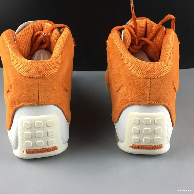 AA2494-801 Jordan  Campfire 18 Retro Orange 0420